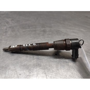Recambio de inyector para fiat bravo ii (198_) 1.4 16v (198axs1b) referencia OEM IAM 0445110243 81TUBF5AA 