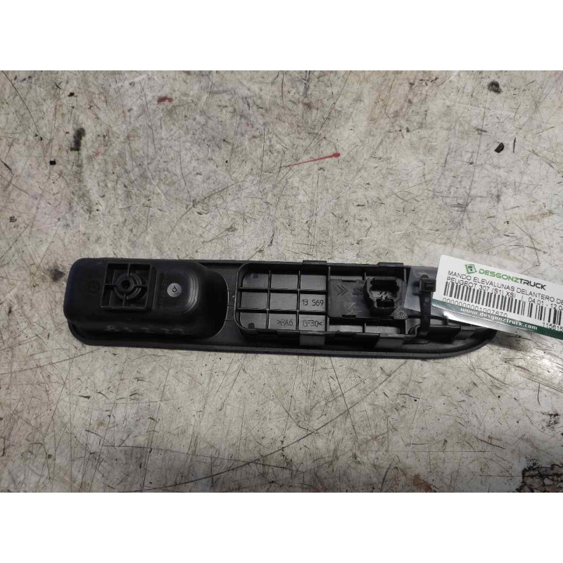 Recambio de mando elevalunas delantero derecho para peugeot 307 (s1) 2.0 hdi fap cat referencia OEM IAM 11561532621 4 PINS - Blanco 2
