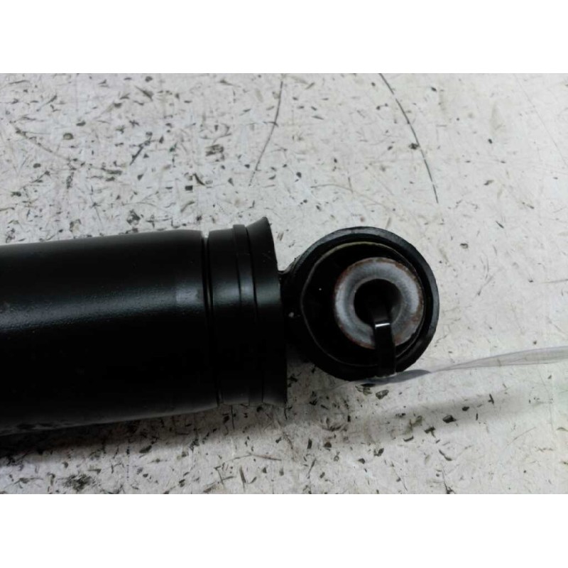 Recambio de amortiguador trasero derecho para renault scenic ii grand confort dynamique referencia OEM IAM - Negro 2
