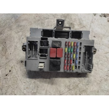 Recambio de caja reles / fusibles para fiat doblo (119) 1.9 8v dynamic / multijet dynamic plus (77kw) referencia OEM IAM 5177048