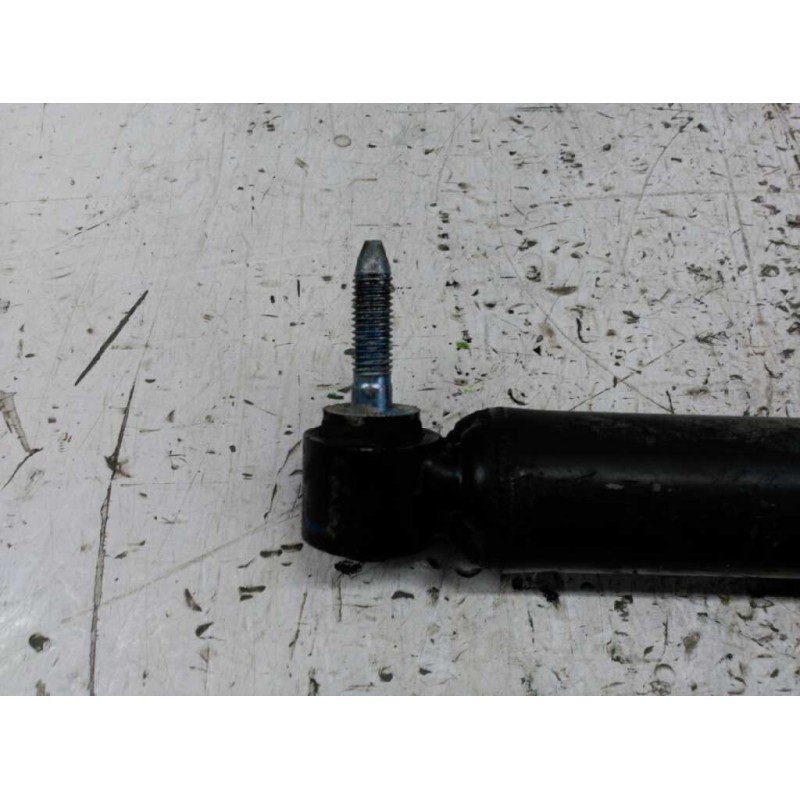 Recambio de amortiguador trasero derecho para renault scenic ii grand confort dynamique referencia OEM IAM - Negro 3