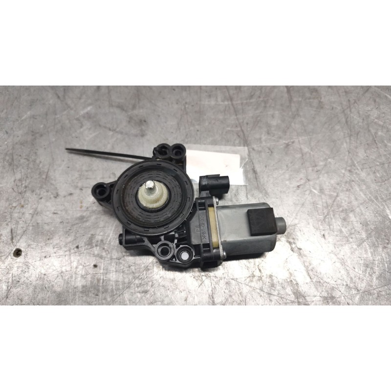 Recambio de motor elevalunas trasero derecho para hyundai i30 (gd) 1.6 crdi referencia OEM IAM 2pines  