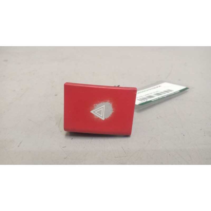 Recambio de warning para nissan nt400 cabstar (f24m) 28.12, 32.12, 35.12 (f91an) referencia OEM IAM   