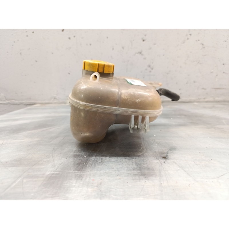 Recambio de deposito expansion para opel astra gtc 1.9 cdti referencia OEM IAM - Gris 5