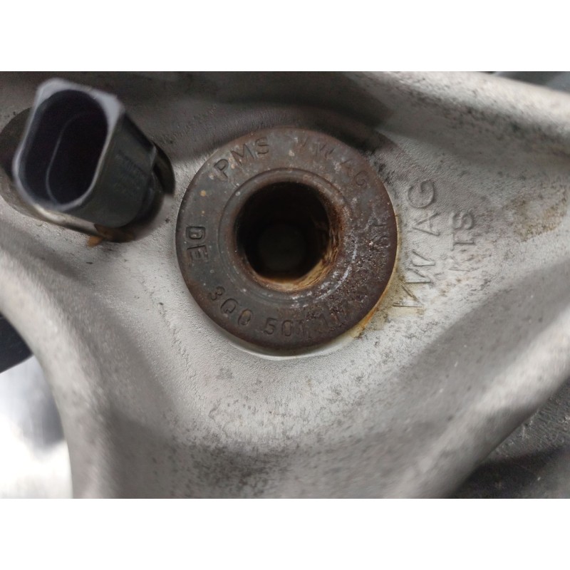 Recambio de mangueta trasera derecha para audi q3 (f3b) 35 tdi quattro referencia OEM IAM - Blanco 3