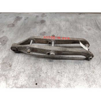 BRAZO SUSPENSION SUPERIOR TRASERO DERECHO 