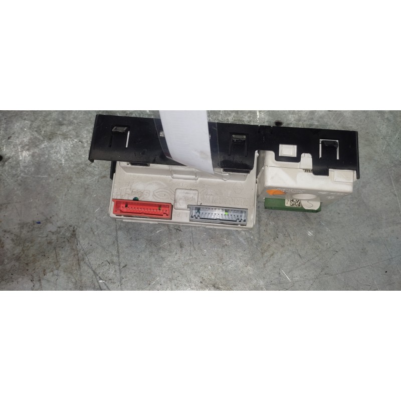 Recambio de pantalla multifuncion para renault laguna ii (bg0) expression referencia OEM IAM 8200361582B NS4786718P - Gris 2