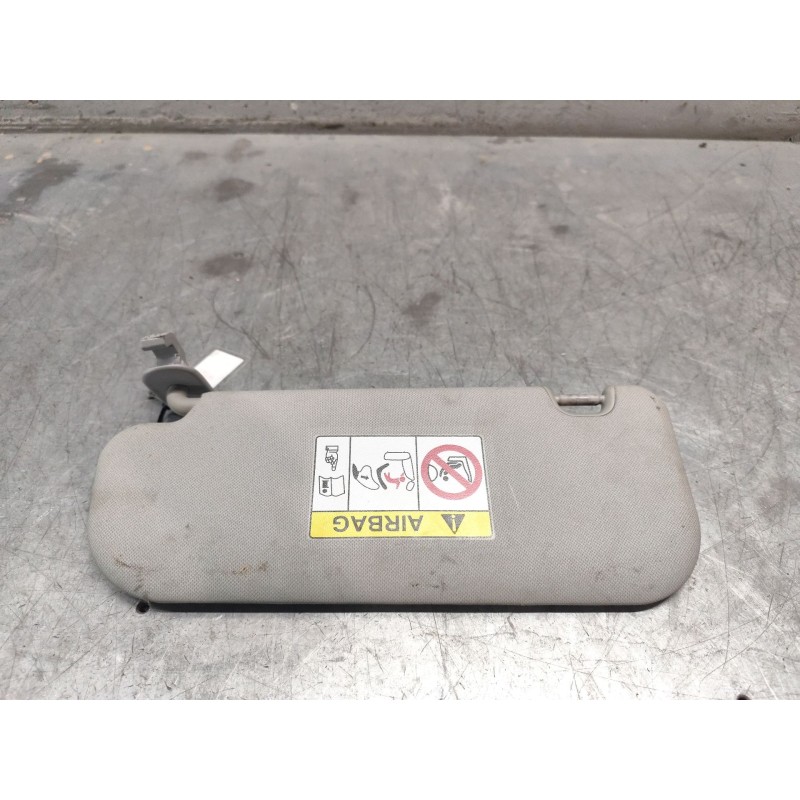 Recambio de parasol derecho para hyundai i30 (gd) 1.6 crdi referencia OEM IAM   