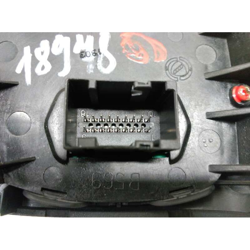 Recambio de botonera para fiat stilo (192) 1.6 16v referencia OEM IAM B569 3