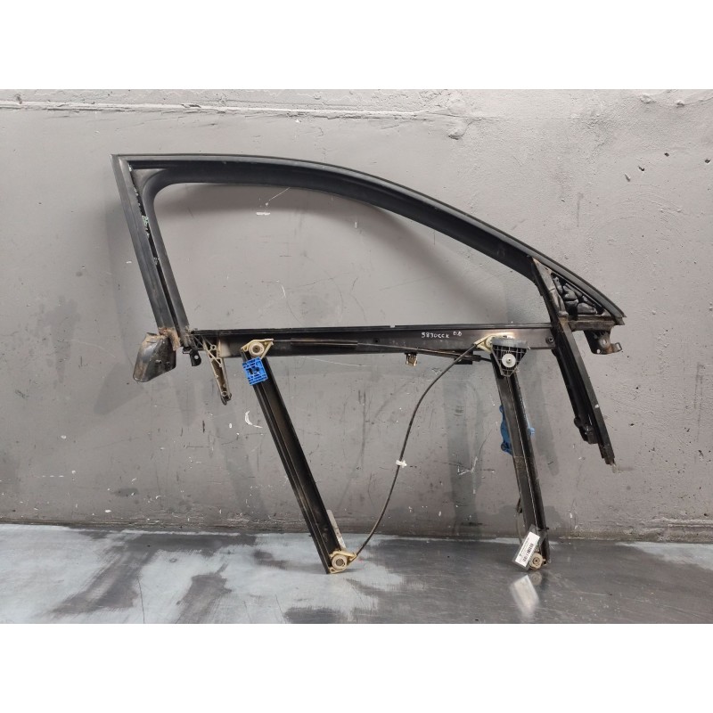 Recambio de elevalunas delantero derecho para audi a4 berlina (8e) 2.5 tdi (120kw) referencia OEM IAM 8E0837462C  