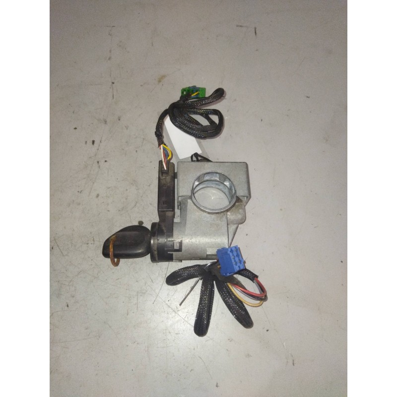 Recambio de conmutador de arranque para daf serie xf105.410 fsa 4x2 space-cab referencia OEM IAM 1656288 - Amarillo 2