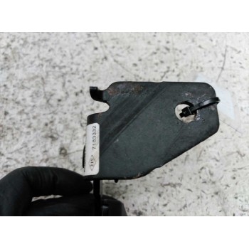 Recambio de enganche de cinturon trasero derecho para renault scenic ii grand confort dynamique referencia OEM IAM  3ª FILA 