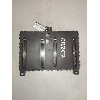 Recambio de caja reles / fusibles para daf serie xf105.xxx fsa 4x2 space-cab referencia OEM IAM 1674870  