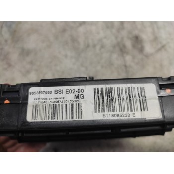 Recambio de caja reles / fusibles para citroën xsara picasso 2.0 hdi sx referencia OEM IAM 9653667680 S118085220E BSI