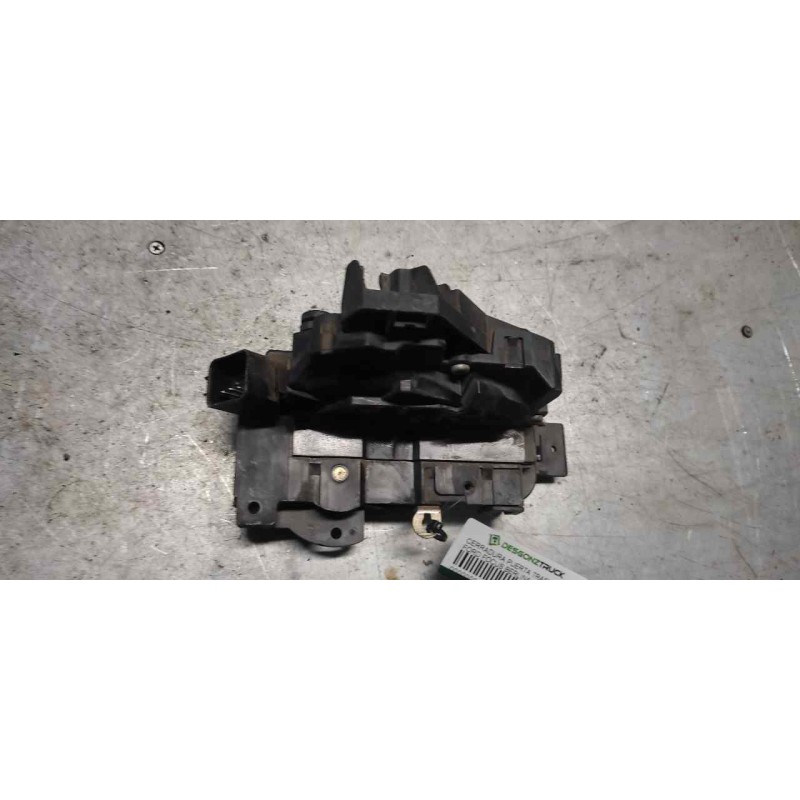 Recambio de cerradura puerta trasera izquierda para ford focus berlina (cak) ghia referencia OEM IAM  3PINS 2