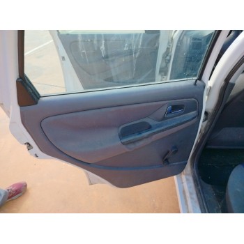 seat ibiza (6k1) del año 2001