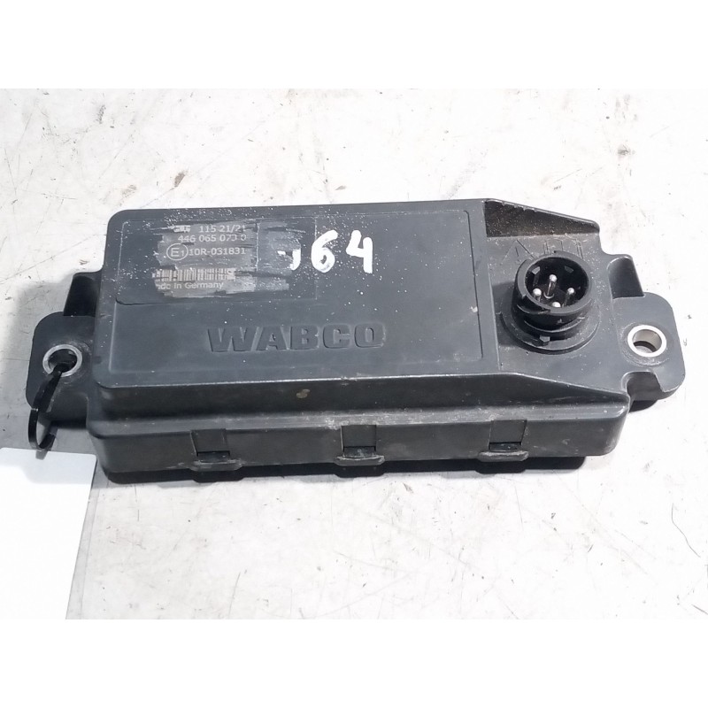 Recambio de modulo electronico para iveco stralis (as) referencia OEM IAM 4460650730  