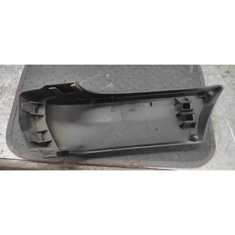 Recambio de puntera paragolpes trasera izquierda para ford fiesta berl./express básico referencia OEM IAM 82FB17A883AA 2