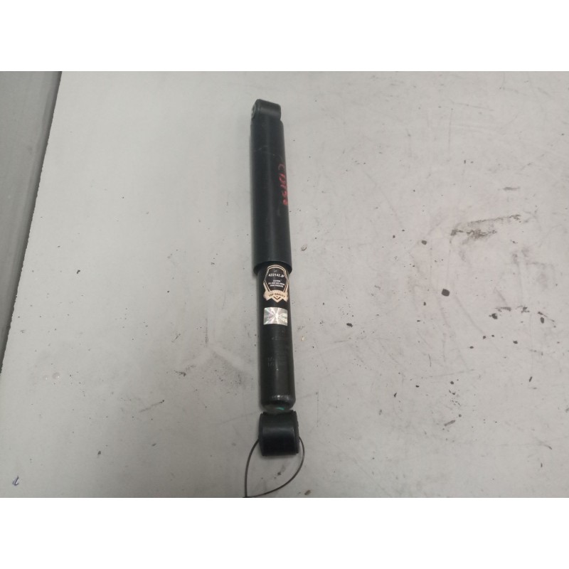 Recambio de amortiguador delantero derecho para nissan cabstar 01.04  3.0 diesel referencia OEM IAM 423142 MARCA:JP GENUINE REPL - Rojo