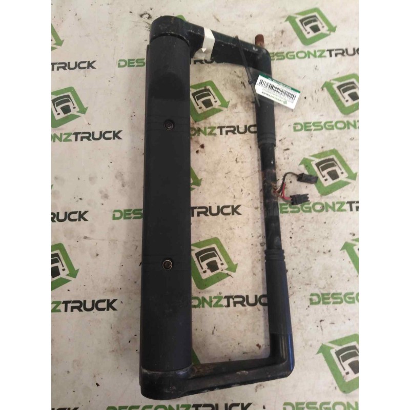 Recambio de brazo retrovisor derecho para renault magnum ab 2005 cabina adel.tractor semirr. gv  4x2 4xx.18 gran espacio referen - Blanco