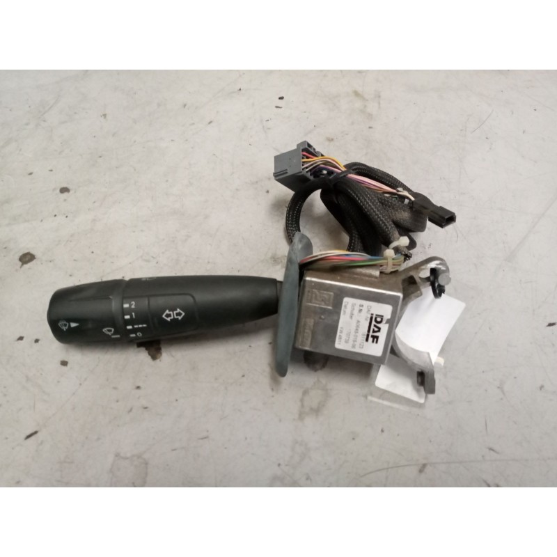 Recambio de mando intermitentes para daf serie xf105.xxx 12.9 diesel referencia OEM IAM 1811123  