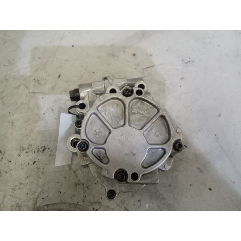 Recambio de bomba aceite para iveco daily pr einzelkabine 70 c... radstand 3450 referencia OEM IAM 504334322 - Blanco 3