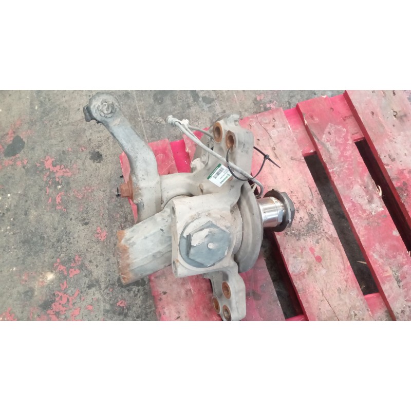 Recambio de mangueta delantera derecha para volvo fh xxx 12.8 diesel referencia OEM IAM 1026767  