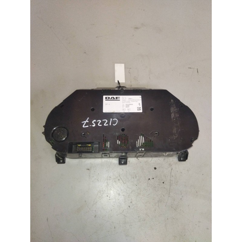 Recambio de cuadro instrumentos para daf serie xf105.410 fsa 4x2 space-cab referencia OEM IAM 1793211 - Amarillo 2