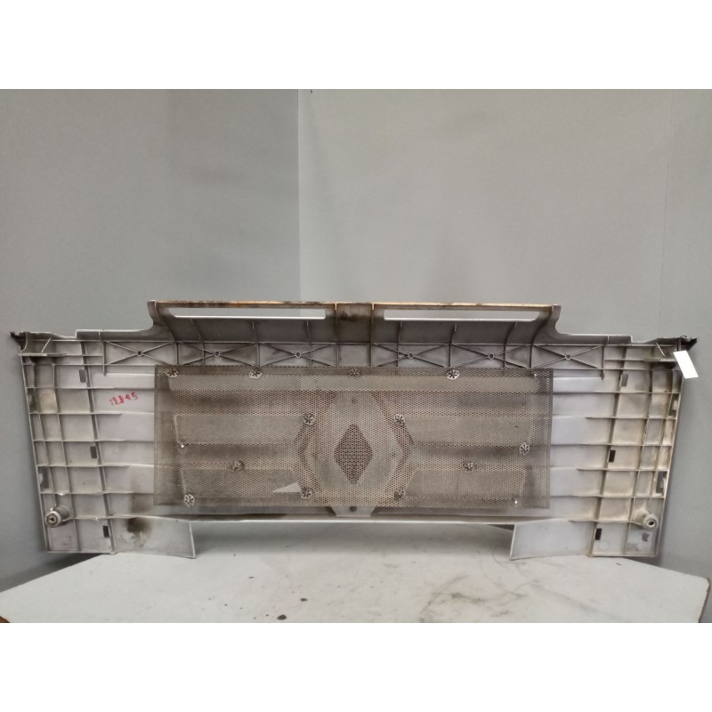Recambio de rejilla delantera central para renault magnum ab 2005 12.0 diesel referencia OEM IAM 5010468565 - Blanco 2