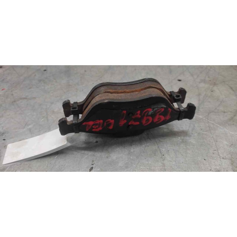 Recambio de pastillas de freno delanteras para ford fiesta (cbk) ambiente referencia OEM IAM 90R01112200 2