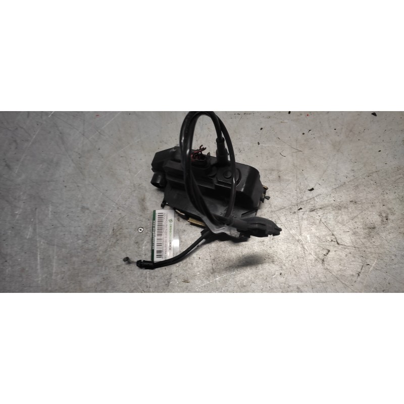 Recambio de cerradura puerta delantera derecha para renault scenic ii confort dynamique referencia OEM IAM 2