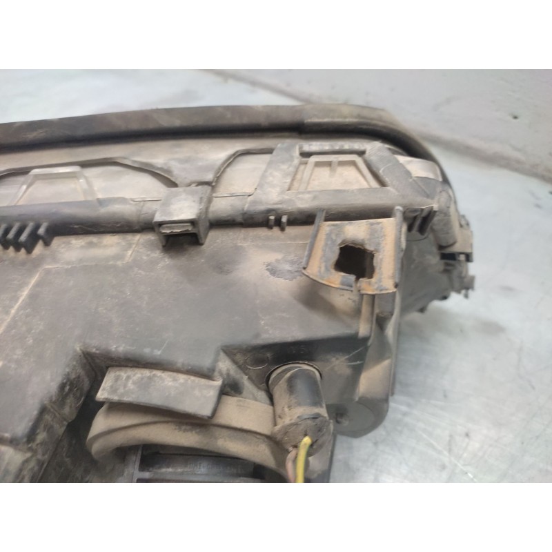 Recambio de faro izquierdo para bmw 3 (e46) 316 i referencia OEM IAM 4