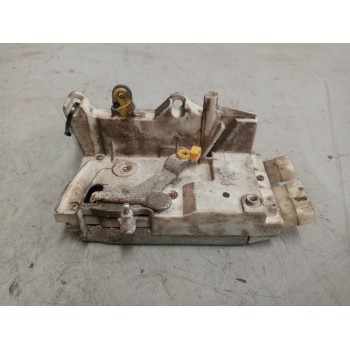 Recambio de cerradura puerta delantera derecha para iveco eurocargo 05.03  5.9 diesel referencia OEM IAM   