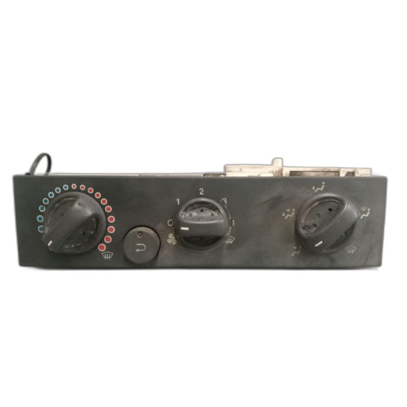 Recambio de mando calefaccion / aire acondicionado para iveco eurocargo 05.03  5.9 diesel referencia OEM IAM 42561549  