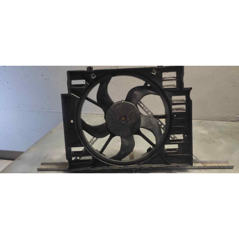 Recambio de electroventilador para bmw serie 5 berlina (e60) 520d referencia OEM IAM 6732695021301 - Negro 2