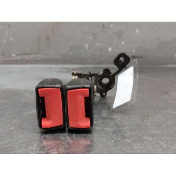 Recambio de enganche de cinturon trasero central para seat leon (5f1) 1.6 tdi referencia OEM IAM 5F0857739  