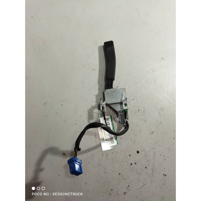 Recambio de interruptor para volvo fh 500 12.8 diesel referencia OEM IAM 21759601  MANDO FRENO MOTOR - Blanco 3