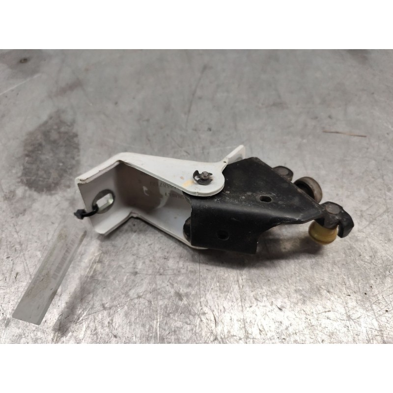Recambio de bisagra puerta corredera para dacia dokker essential referencia OEM IAM 497637G  CENTRAL DERECHA - Blanco 2