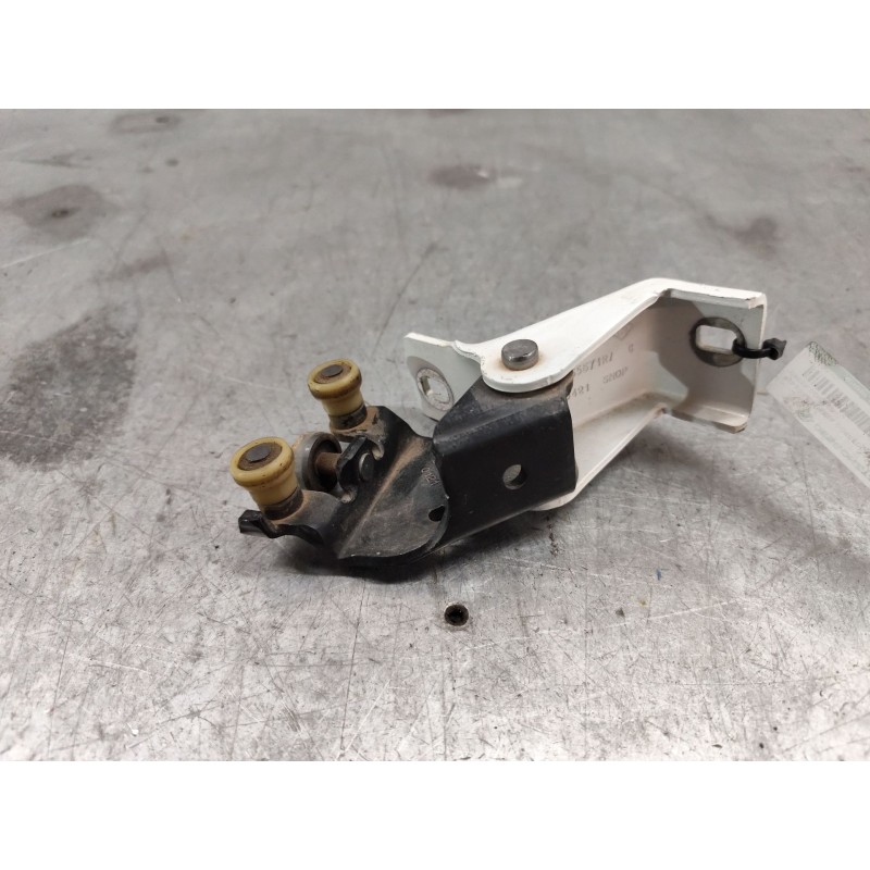 Recambio de bisagra puerta corredera para dacia dokker essential referencia OEM IAM 497637G  CENTRAL DERECHA - Blanco 3