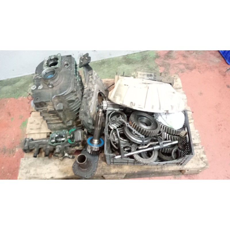 Recambio de despiece caja cambios para renault midlum 4.2 diesel referencia OEM IAM 6s850 1290066002 5010639188
