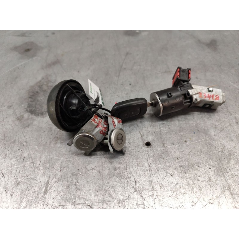 Recambio de juego arranque y bombillos para dacia dokker essential referencia OEM IAM 487003947R - Blanco 3