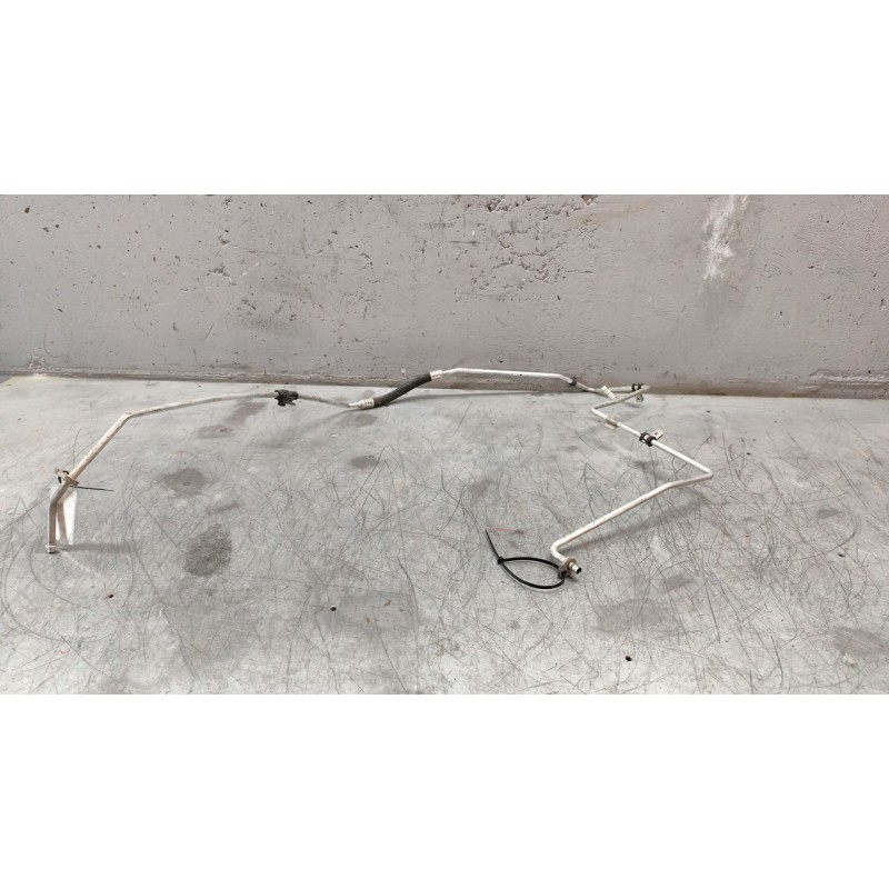 Recambio de tubos aire acondicionado para dacia logan 1.6 cat referencia OEM IAM 8200223400 2