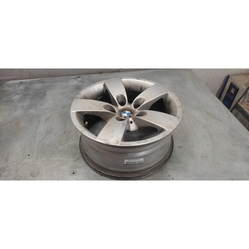 Recambio de llanta para bmw serie 5 berlina (e60) 520d referencia OEM IAM  7J X16 H2 IS20 16''-5 TORNILLOS - Negro