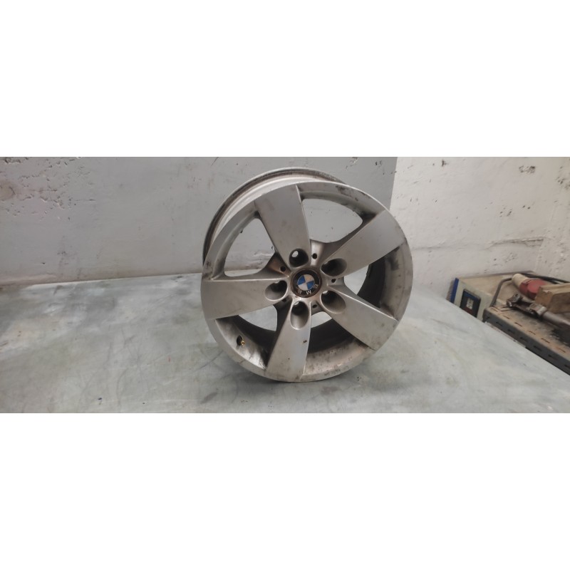 Recambio de llanta para bmw serie 5 berlina (e60) 520d referencia OEM IAM  7J X16 H2 IS20 16''-5 TORNILLOS - Negro 3