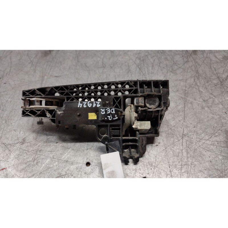 Recambio de maneta exterior trasera derecha para audi a4 ber. (b8) básico referencia OEM IAM 242538 2