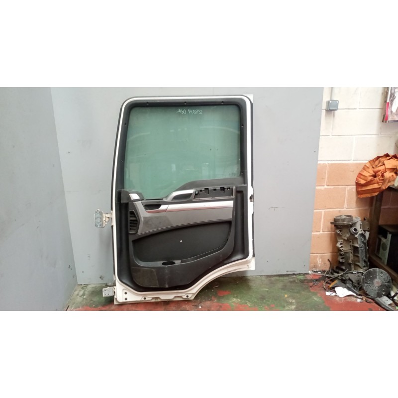 Recambio de puerta delantera derecha para man tgs referencia OEM IAM 81626004132 - Blanco 4