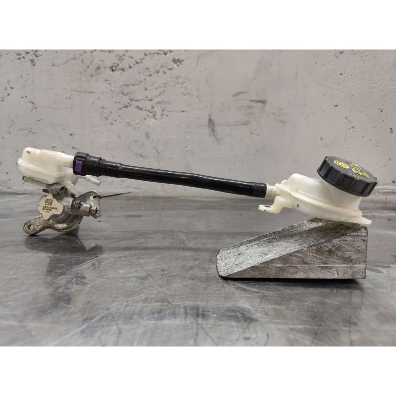 Recambio de bomba freno para ford fiesta vi (cb1, ccn) 1.25 referencia OEM IAM Y24653  