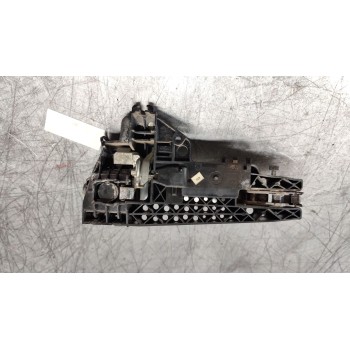 Recambio de maneta exterior delantera derecha para audi a4 ber. (b8) básico referencia OEM IAM 242538  