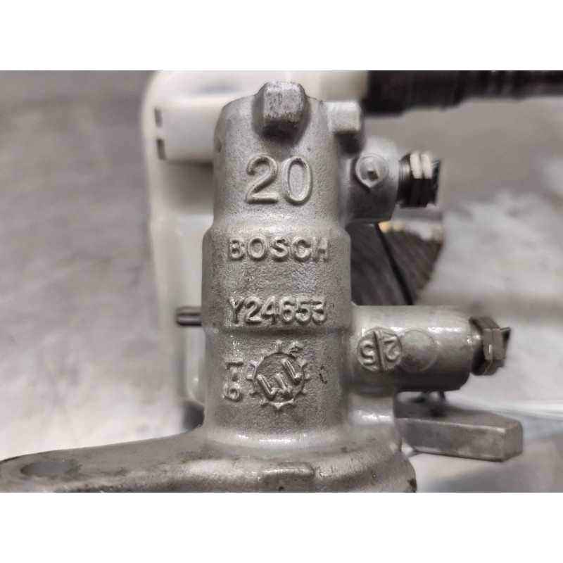 Recambio de bomba freno para ford fiesta vi (cb1, ccn) 1.25 referencia OEM IAM Y24653 - Blanco 3