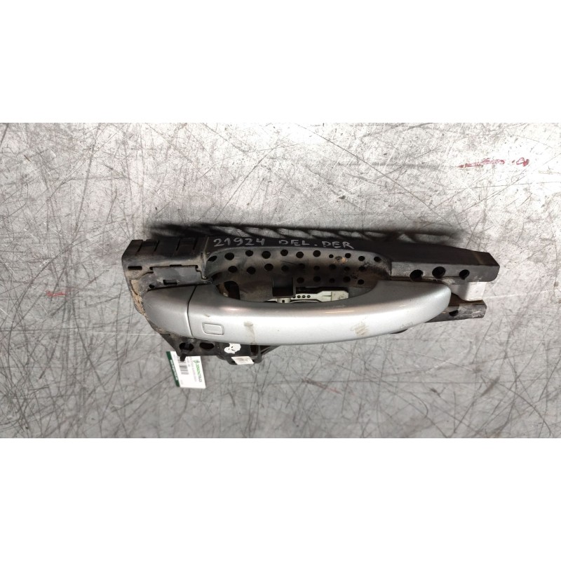 Recambio de maneta exterior delantera derecha para audi a4 ber. (b8) básico referencia OEM IAM 242538 3